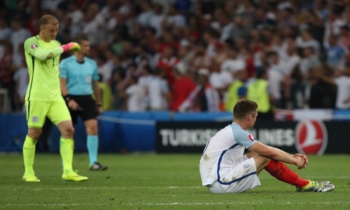 Disappointed England players